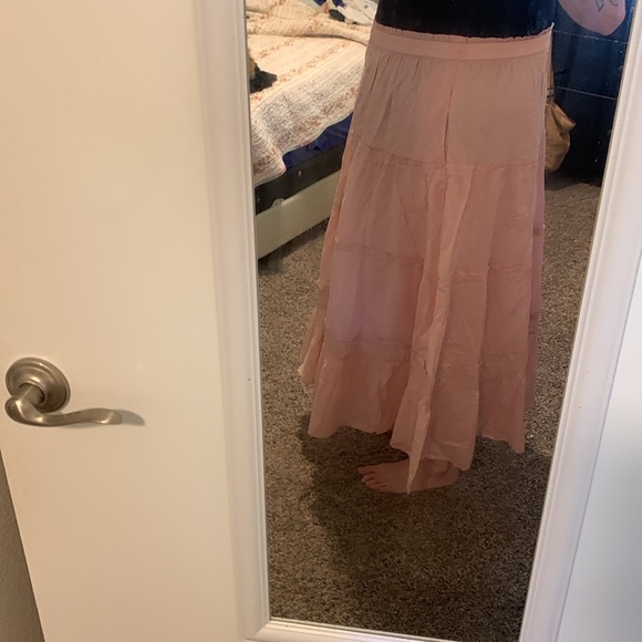 Loveshackfancy x Gap collab sold out skirt! - Picture 2 of 7